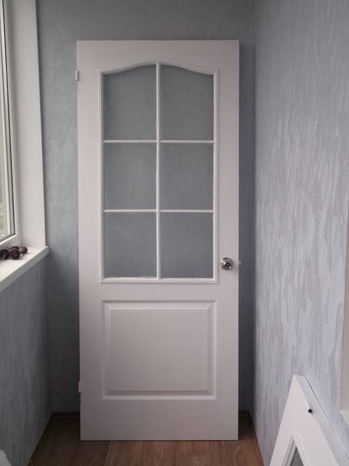 Межкомнатные двери белые
