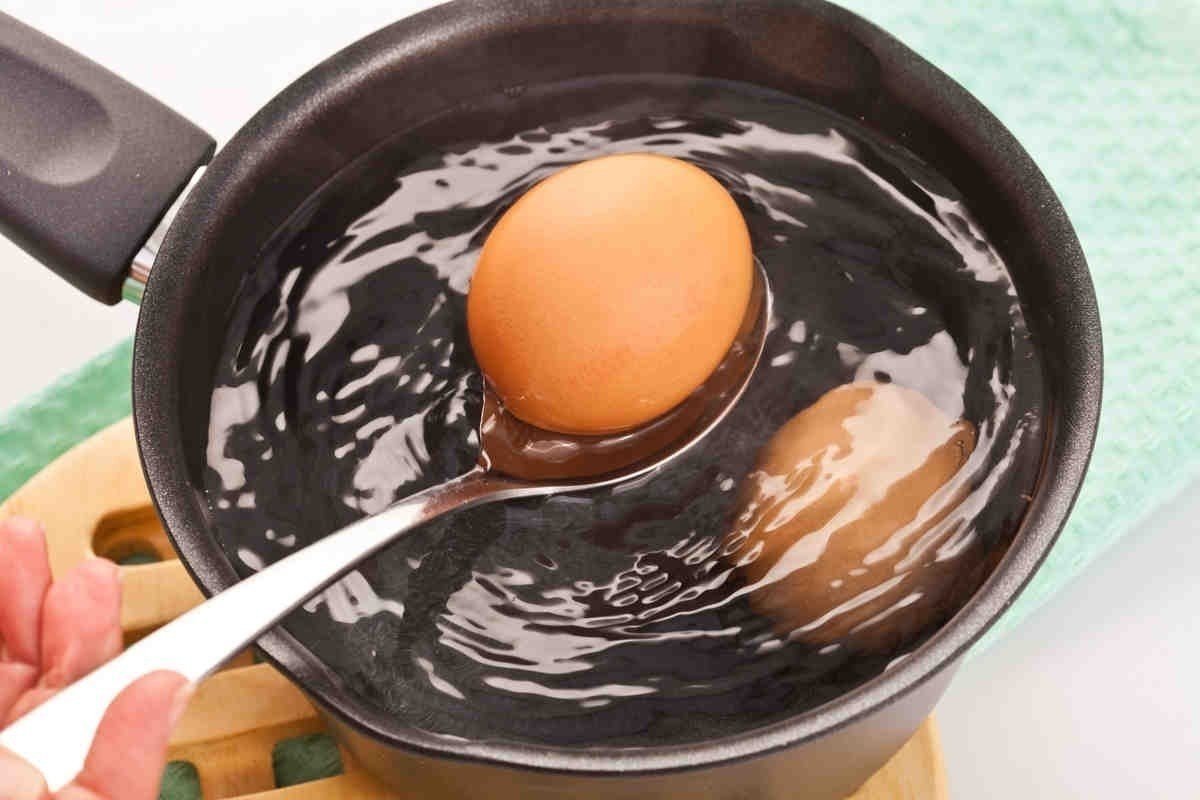 Сварить яйца всмятку