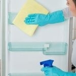 Чем помыть холодильник после разморозки