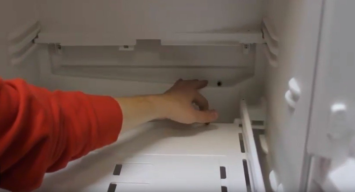 Мыть холодильник sanita