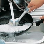 Как почистить посуду от многолетнего нагара и застарелого жира самостоятельно