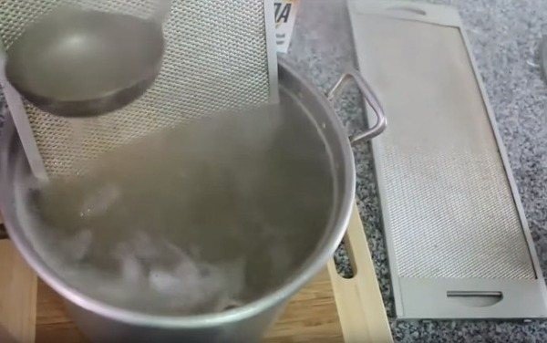 Очистка кухонной вытяжки от жира