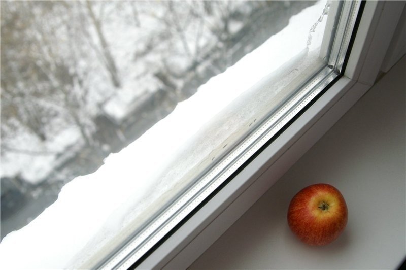 Пластиковые окна зима