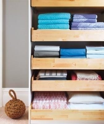 Хранение постельного белья и полотенец
