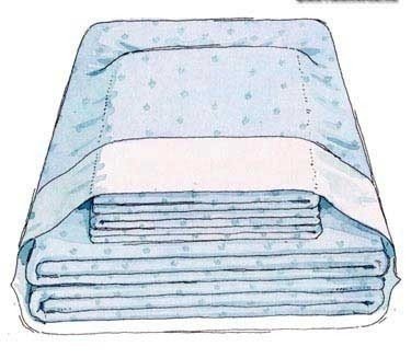 Хранение постельного белья в наволочке