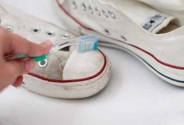 Сода зубная паста кроссовки
