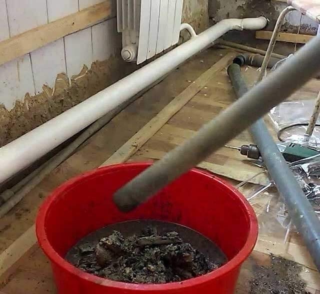 Засор канализационных труб в частном доме