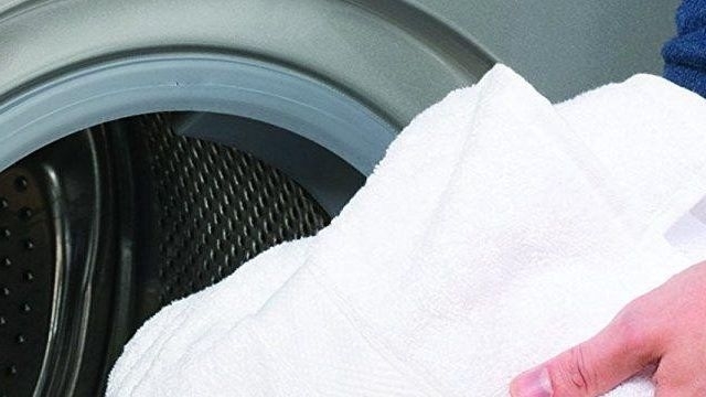 Причины, почему стиральная машинка не отжимает белье и советы по ремонту