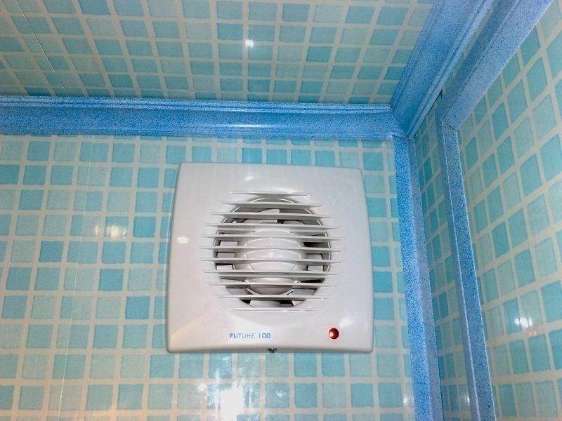 Вытяжка в ванную с вентилятором